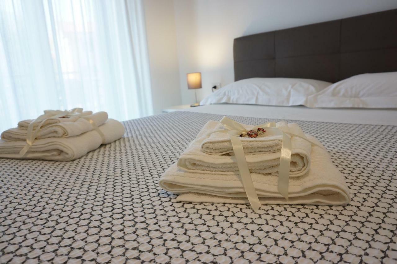 Casa Gise Apartment อาชิ กัสเตลโล ภายนอก รูปภาพ